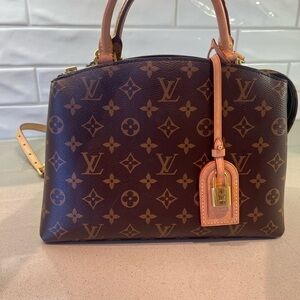 Louis Vuitton Petit Palais Monogram Canvas | Includes Box, Dust Bag & Receipt